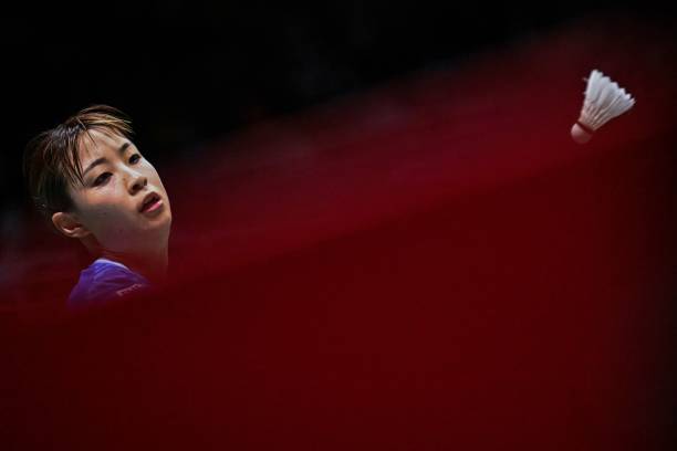 羽毛球:保持健康与快乐的简单方式——120词短文