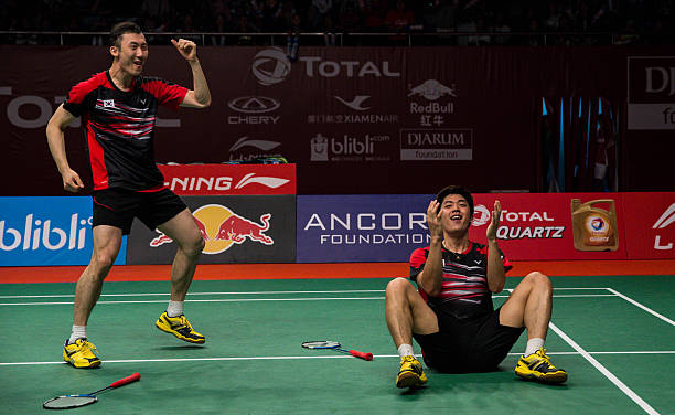 从入门到高端:25磅羽毛球拍价格区间分析