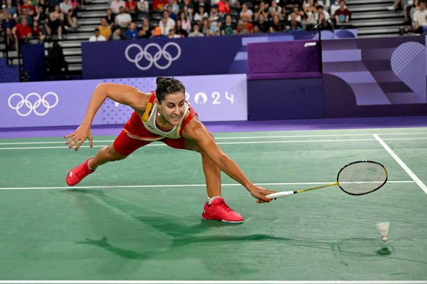 手胶粘不好影响手感?教你专业级羽毛球拍缠胶方法