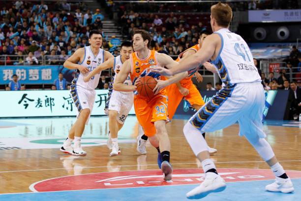 如何通过雨燕直播免费观看NBA比赛?完整指南