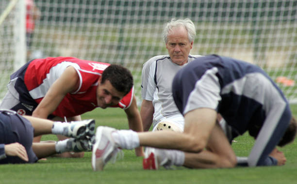 除了展示当前排名,还引导读者关注未来的比赛