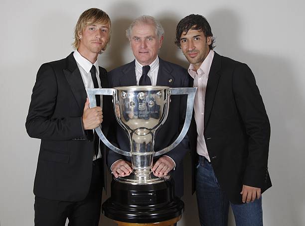 足球场面积计算:标准11人场地的平方米数