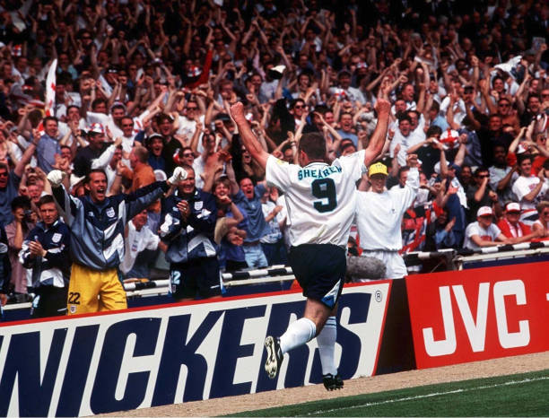 比较文学视角:里杰卡尔德印尼与其它殖民题材小说