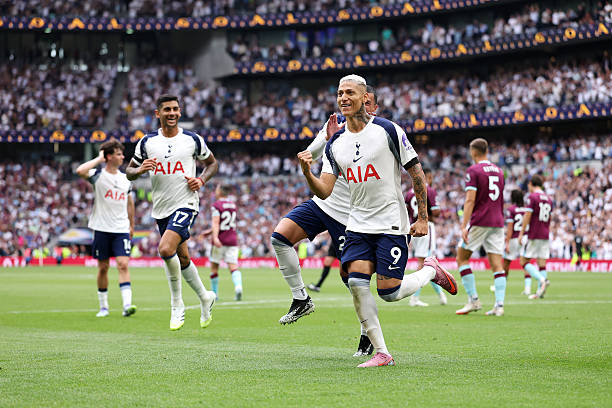 笼式足球用球规格:国际标准与常见误区