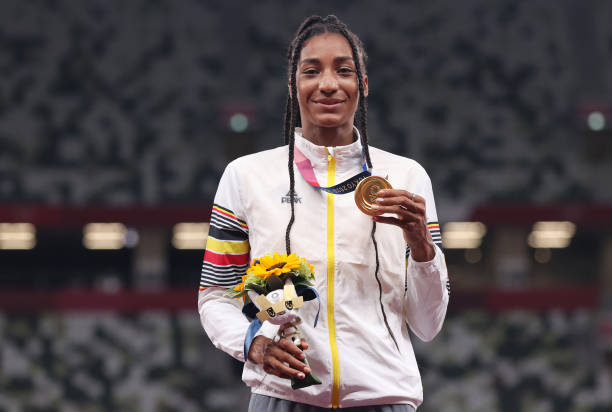 孙杨奥运三连冠壮举:男子自由泳的历史性突破