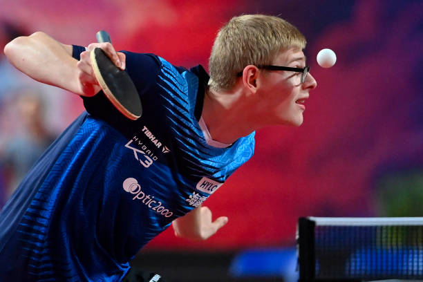 从无名小卒到金满贯王者:盘点乒乓球史上的传奇人物