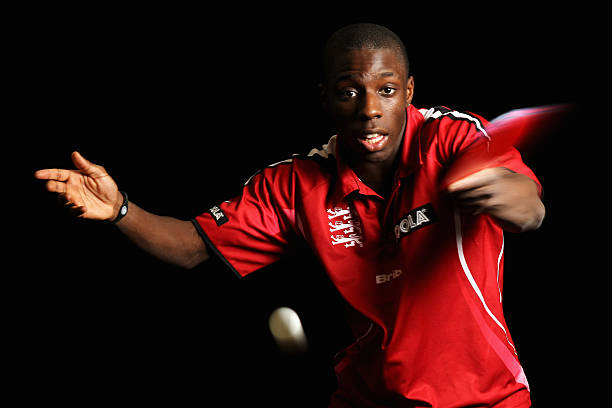 乒乓球发球技巧:如何正确控制抛球高度避免犯规