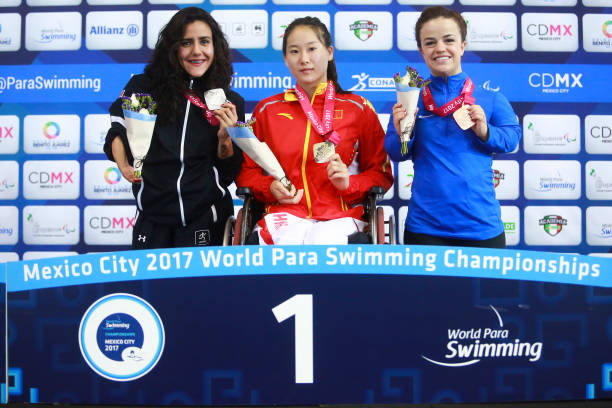 接力比赛规则解析:交接动作与团队配合要求