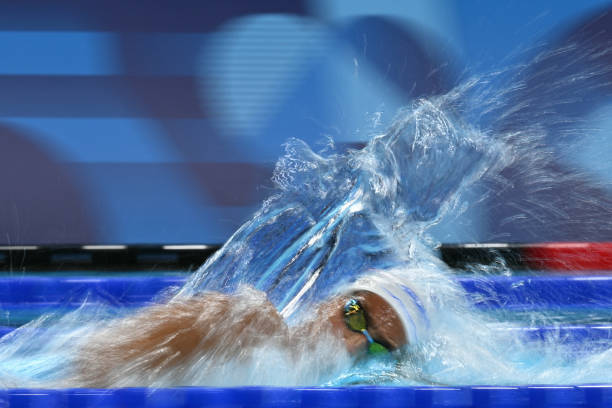 游泳后耳朵进水怎么办?3分钟快速解决方法视频教程