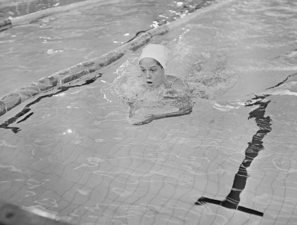 游泳池水质管理:霉菌防治的关键步骤