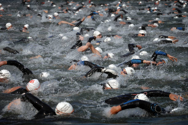 蛙泳勾脚的作用与重要性,你掌握了吗?