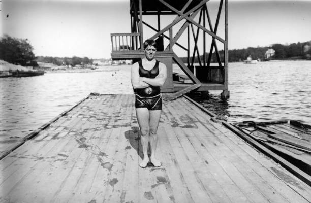 青少年游泳水平自测:对照青少年游泳级别表看看你在哪一级?