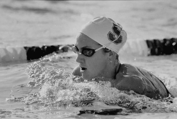 HPV感染与游泳:女性需注意的风险因素