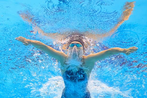 艾滋病病毒在水中能存活多久?游泳池安全须知