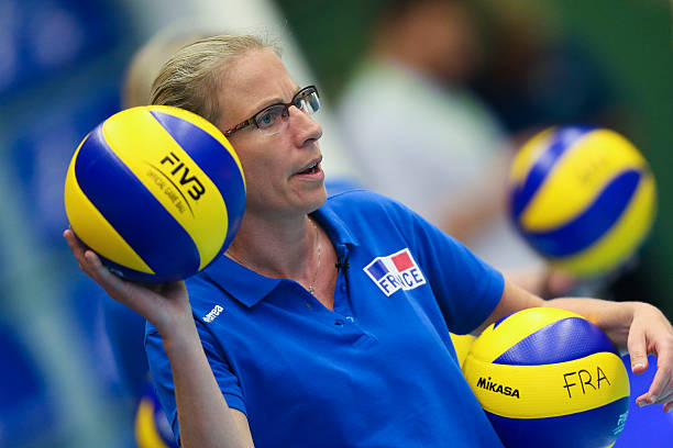 中学生排球主题绘画比赛优秀作品展示