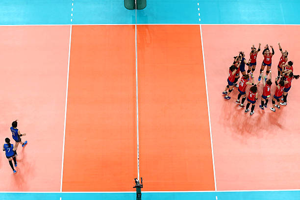 郎平执教之路:如何带领中国女排重返巅峰