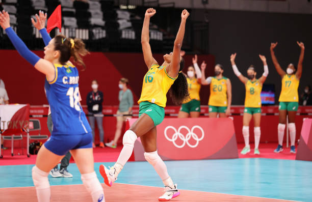 谁是中国女排最强主攻?朱婷、张常宁、惠若琪技术特点分析