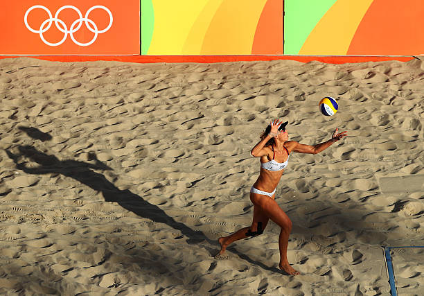 丁霞扣球技术解析:她如何突破各队拦网?