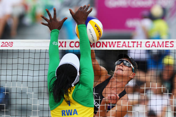 龚翔宇家庭相册:四口之家的点滴幸福记录