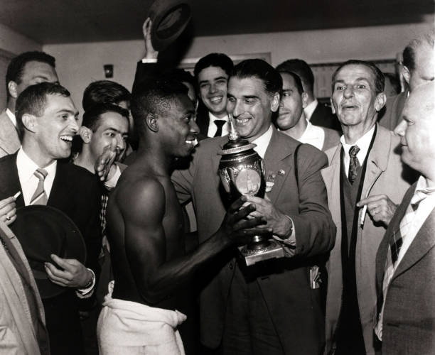 卡塔尔世界杯抽签:强队分布均衡,小组赛悬念丛生